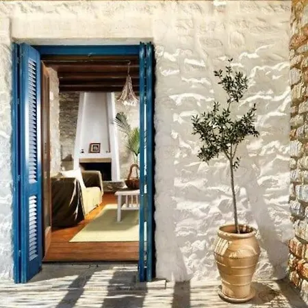 Artemis Island *